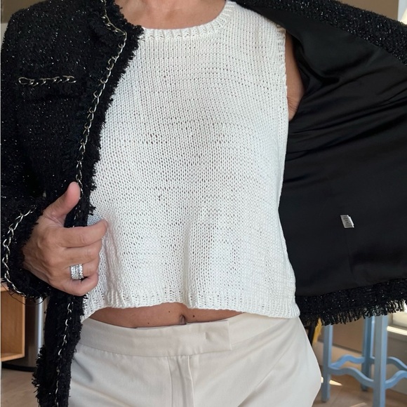 Blazer - Picture 9 of 13